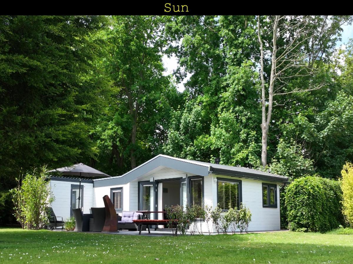 Inn To The Beach Ouddorp Exterior photo